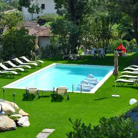Sleeps 13 Pool Air Con * Baveno